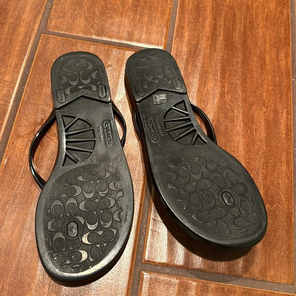 COACH flip flops - Picture 2 of 6